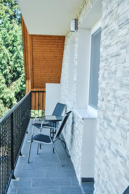 Апартаменты Magyar Apartman Iii. Хайдусобосло Экстерьер фото