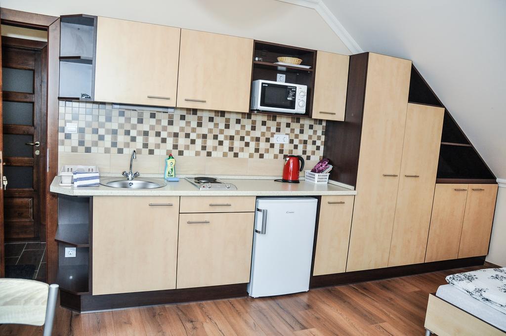 Апартаменты Magyar Apartman Iii. Хайдусобосло Экстерьер фото